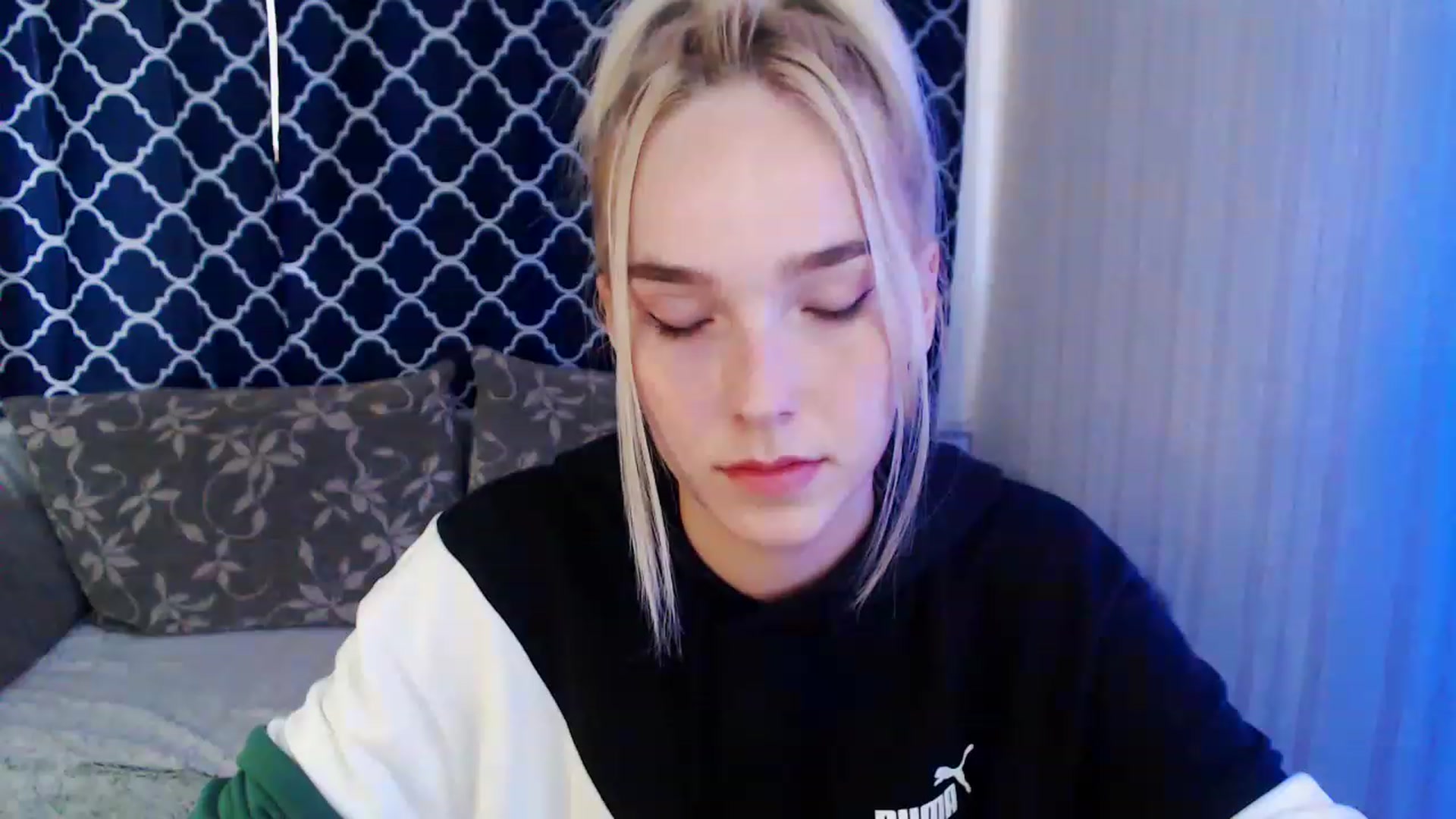 Gallery image thumbnail from EvaRockStar's myfreecams stream on, 08/14/2023, 08:35 image 14 of 20