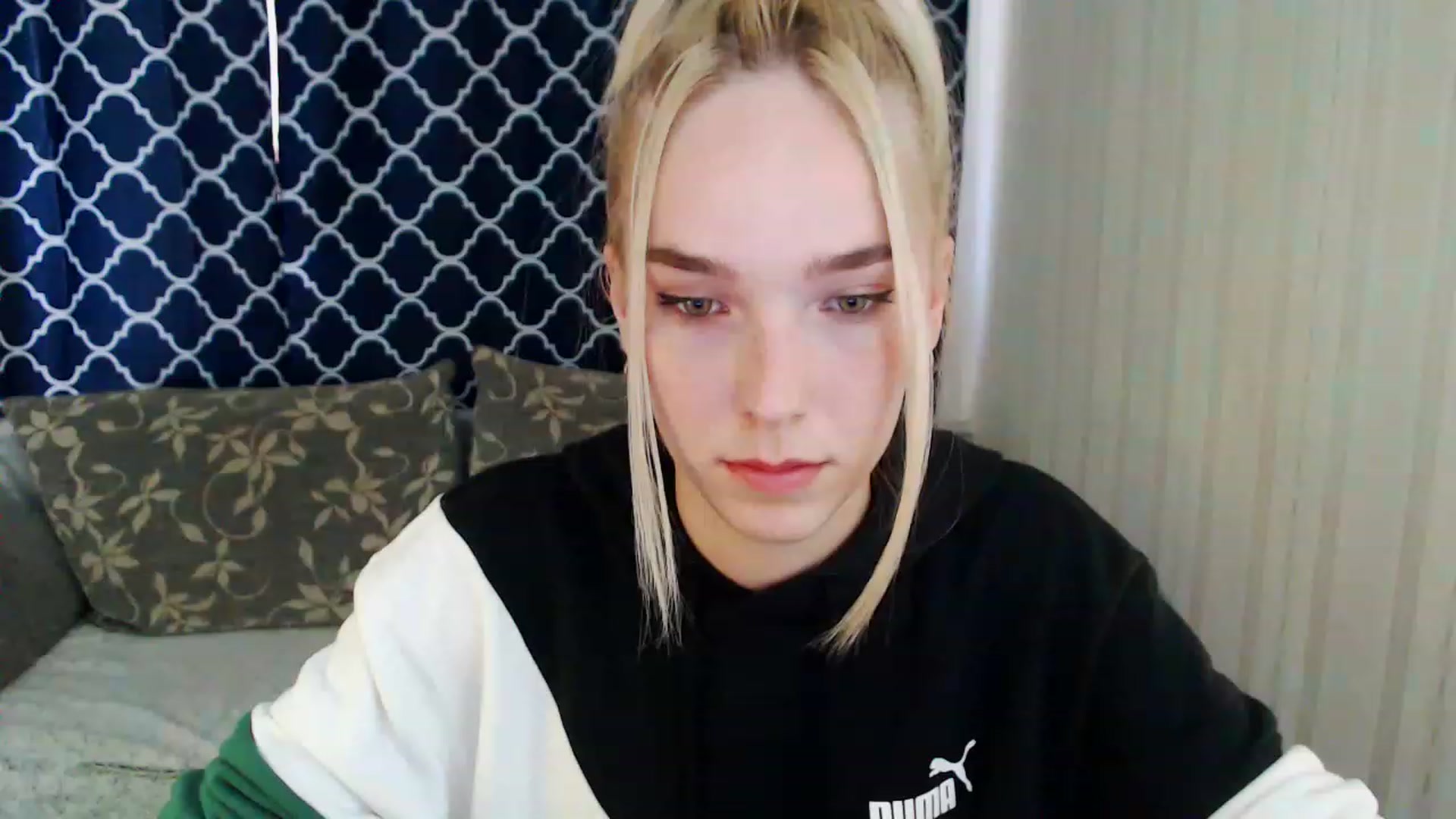 Gallery image thumbnail from EvaRockStar's myfreecams stream on, 08/14/2023, 08:35 image 15 of 20