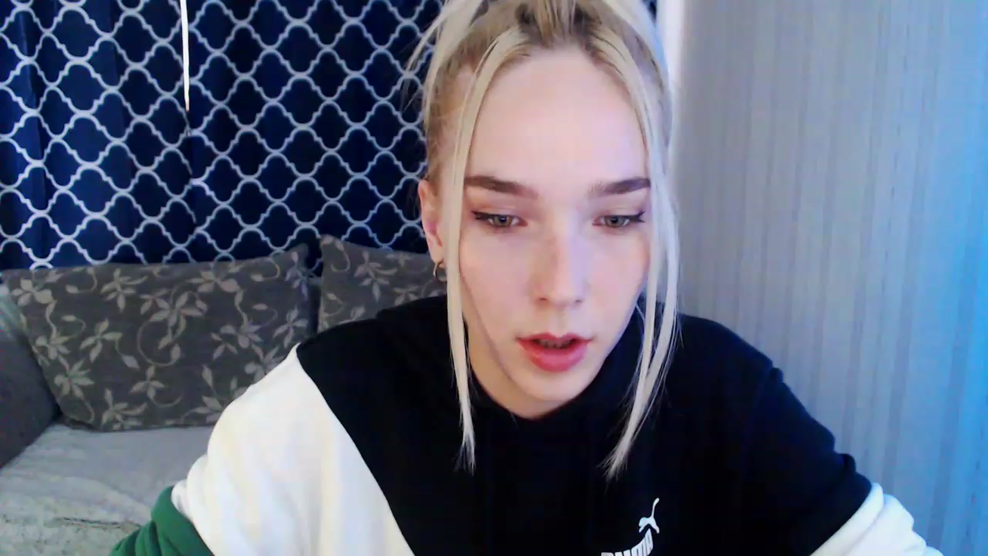 Gallery image thumbnail from EvaRockStar's myfreecams stream on, 08/14/2023, 08:35 image 9 of 20