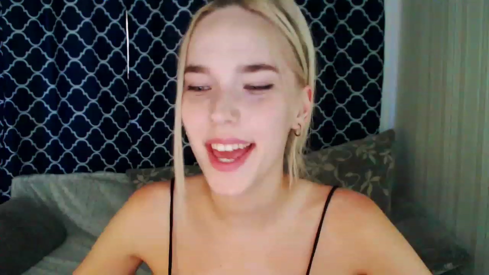 Gallery image thumbnail from EvaRockStar's myfreecams stream on, 08/14/2023, 11:39 image 1 of 20