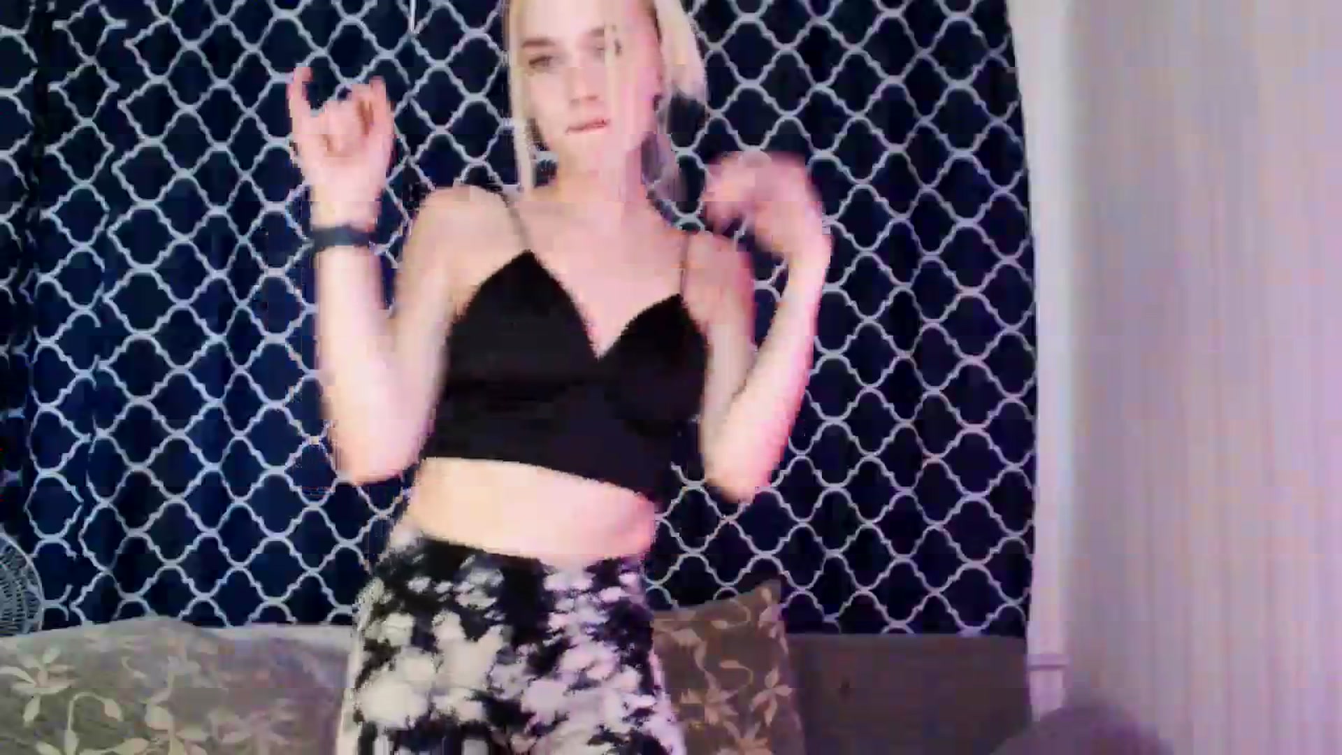 Gallery image thumbnail from EvaRockStar's myfreecams stream on, 08/14/2023, 11:58 image 2 of 20