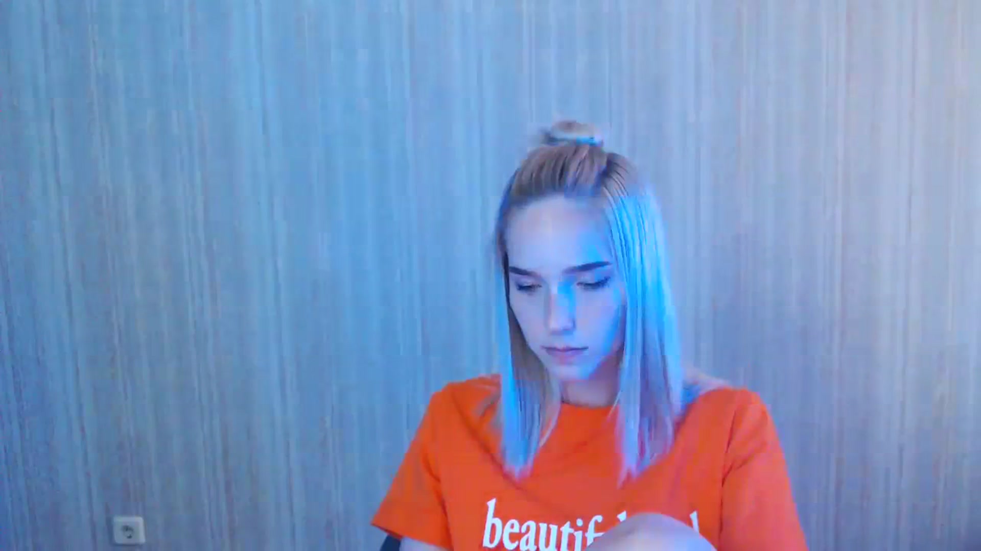 Gallery image thumbnail from EvaRockStar's myfreecams stream on, 08/17/2023, 13:51 image 15 of 20