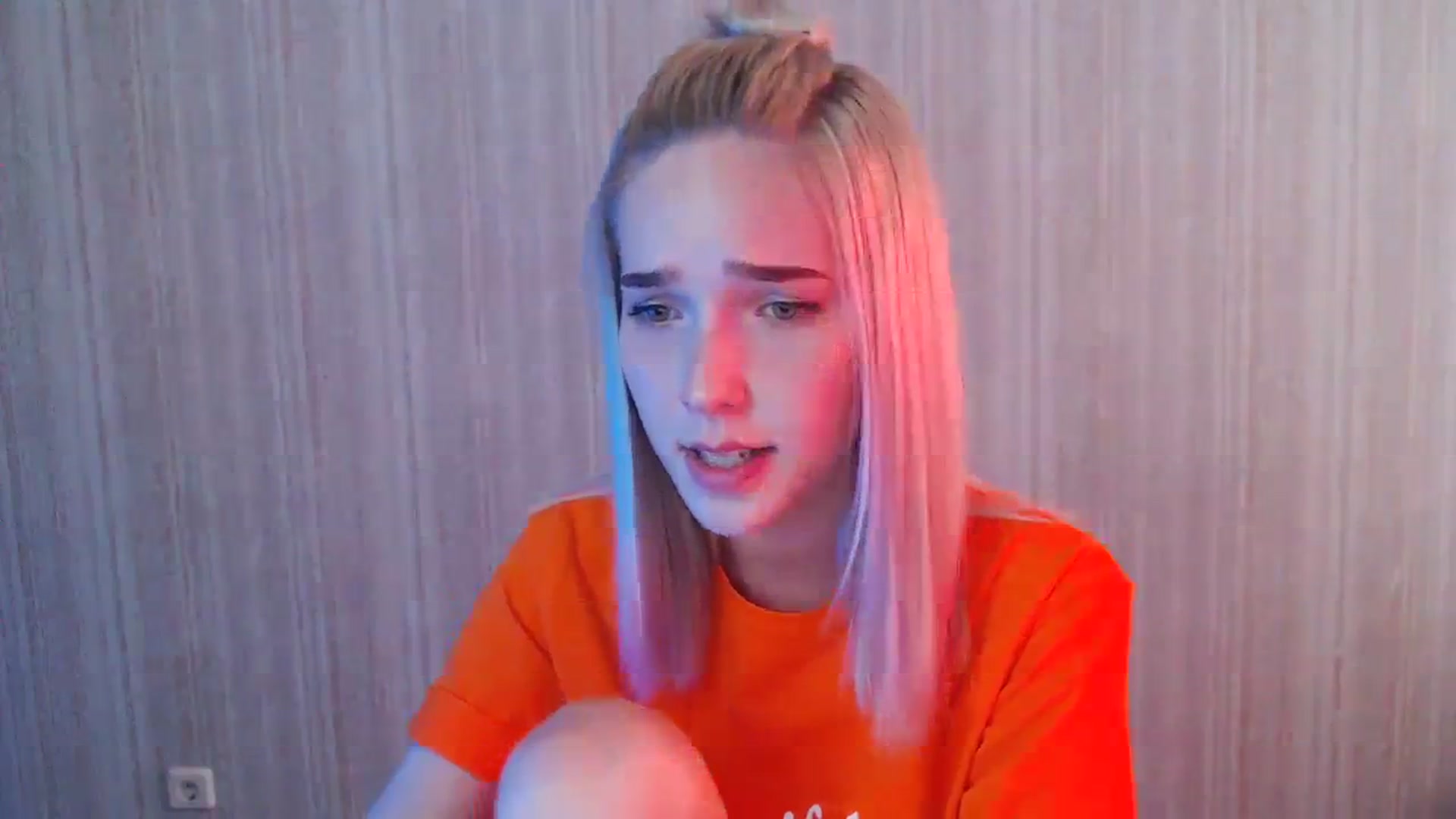Gallery image thumbnail from EvaRockStar's myfreecams stream on, 08/17/2023, 13:51 image 2 of 20