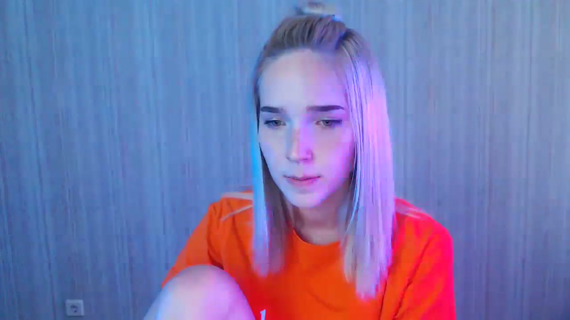 Gallery image thumbnail from EvaRockStar's myfreecams stream on, 08/17/2023, 13:51 image 5 of 20