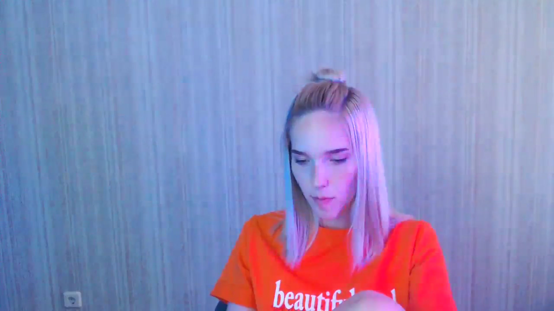 Gallery image thumbnail from EvaRockStar's myfreecams stream on, 08/17/2023, 13:51 image 16 of 20