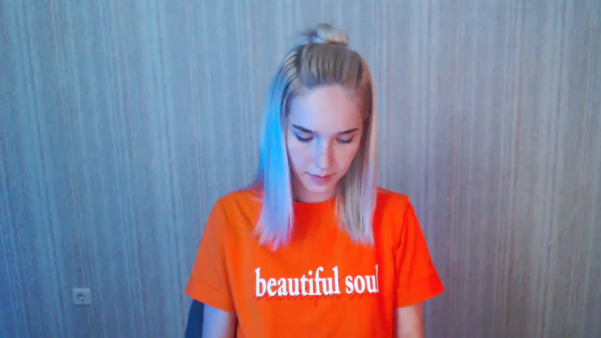 Gallery image thumbnail from EvaRockStar's myfreecams stream on, 08/17/2023, 17:03 image 19 of 20