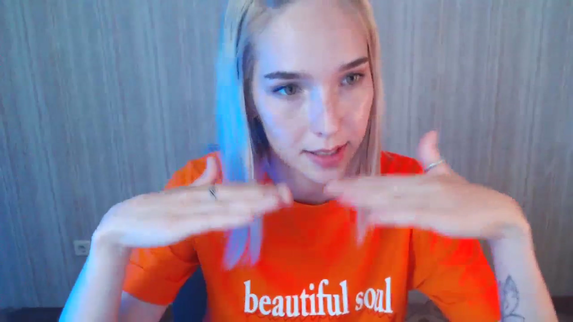 Gallery image thumbnail from EvaRockStar's myfreecams stream on, 08/17/2023, 17:03 image 8 of 20