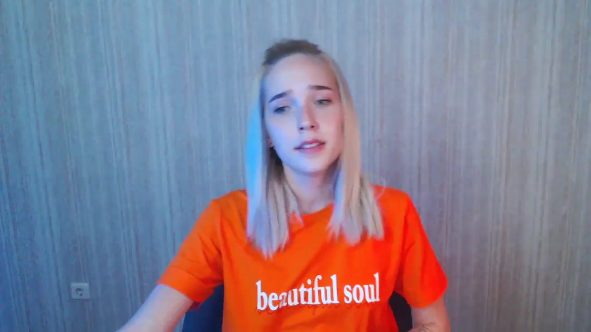 Gallery image thumbnail from EvaRockStar's myfreecams stream on, 08/17/2023, 17:03 image 15 of 20
