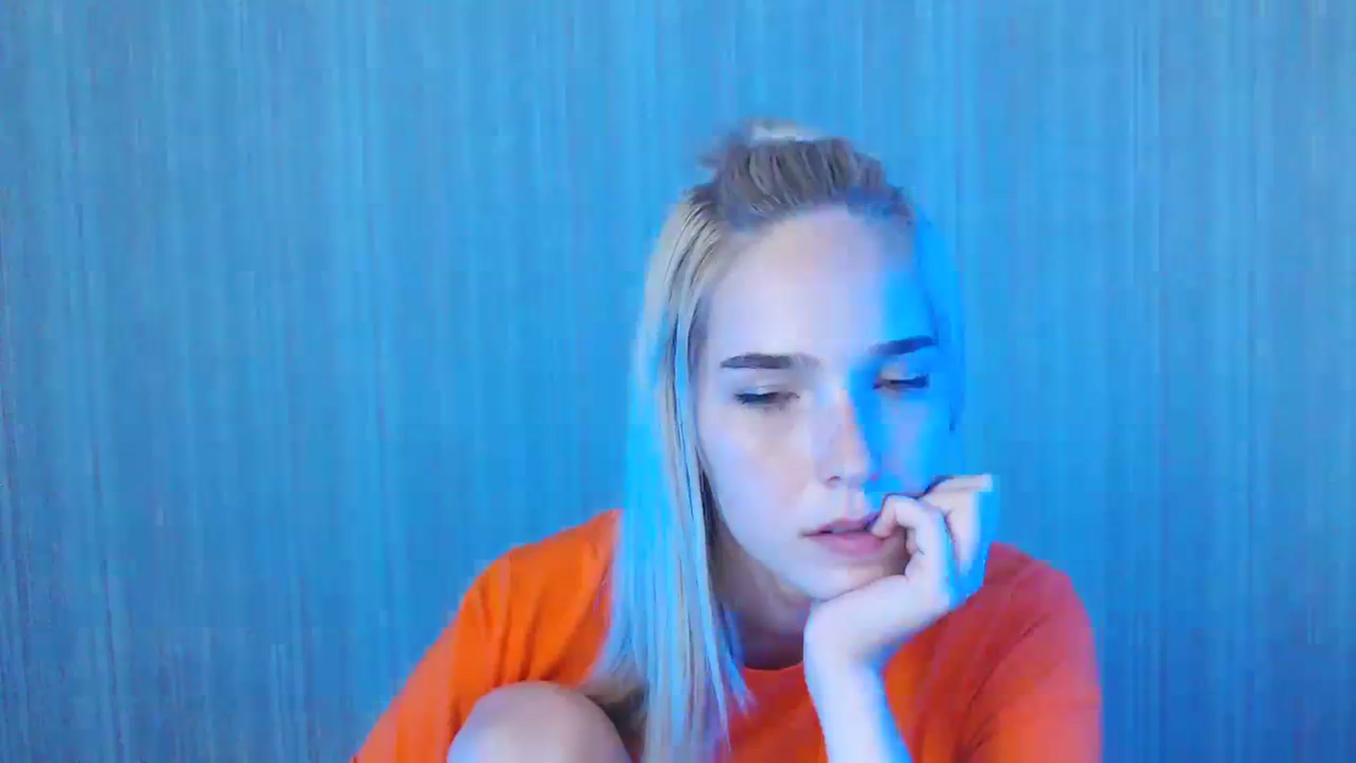 Gallery image thumbnail from EvaRockStar's myfreecams stream on, 08/17/2023, 17:03 image 3 of 20