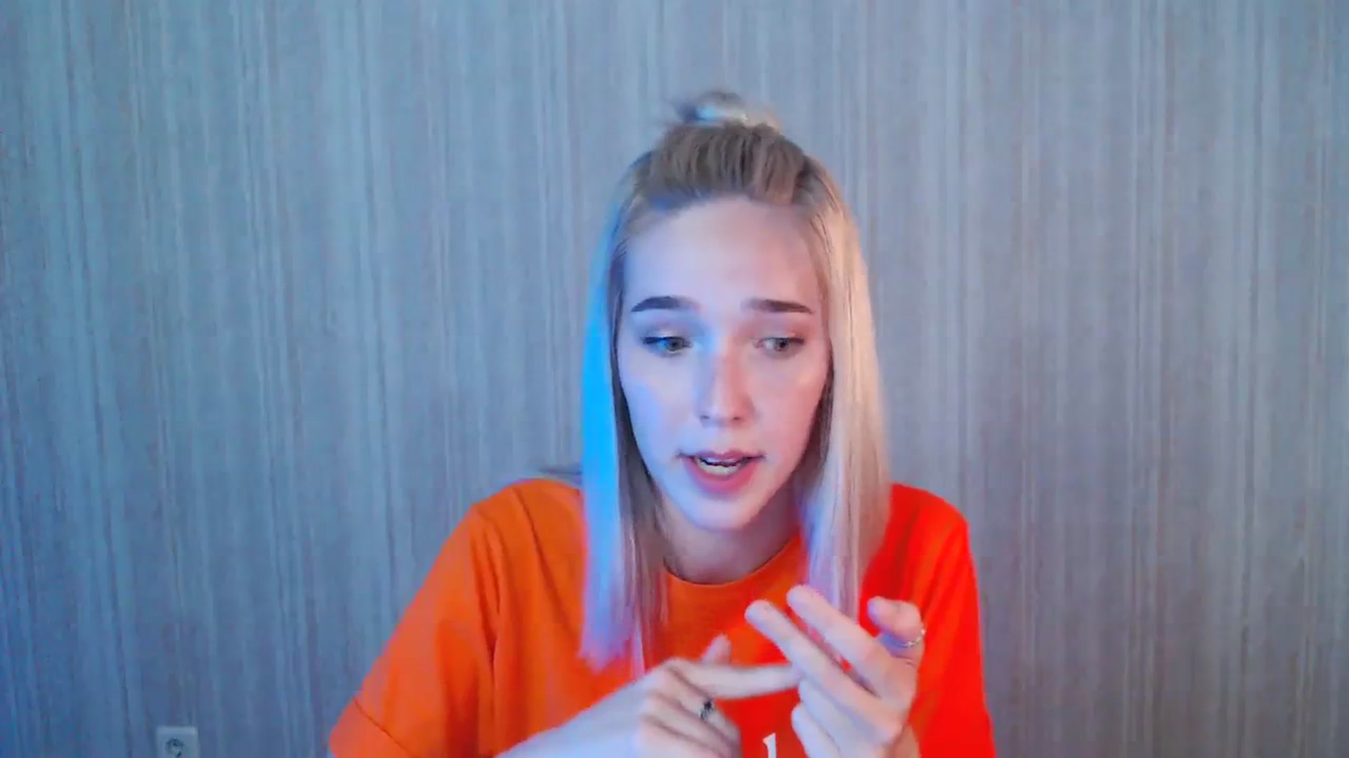 Gallery image thumbnail from EvaRockStar's myfreecams stream on, 08/17/2023, 17:03 image 10 of 20