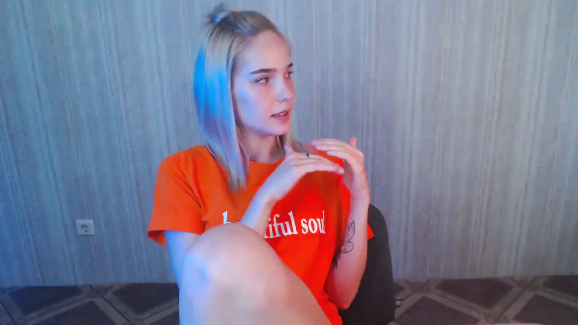 Gallery image thumbnail from EvaRockStar's myfreecams stream on, 08/17/2023, 17:03 image 6 of 20