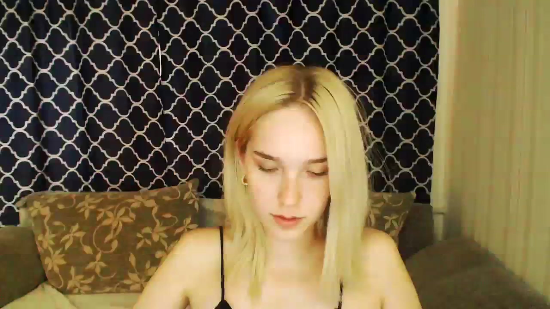 Gallery image thumbnail from EvaRockStar's myfreecams stream on, 09/01/2023, 09:50 image 20 of 20