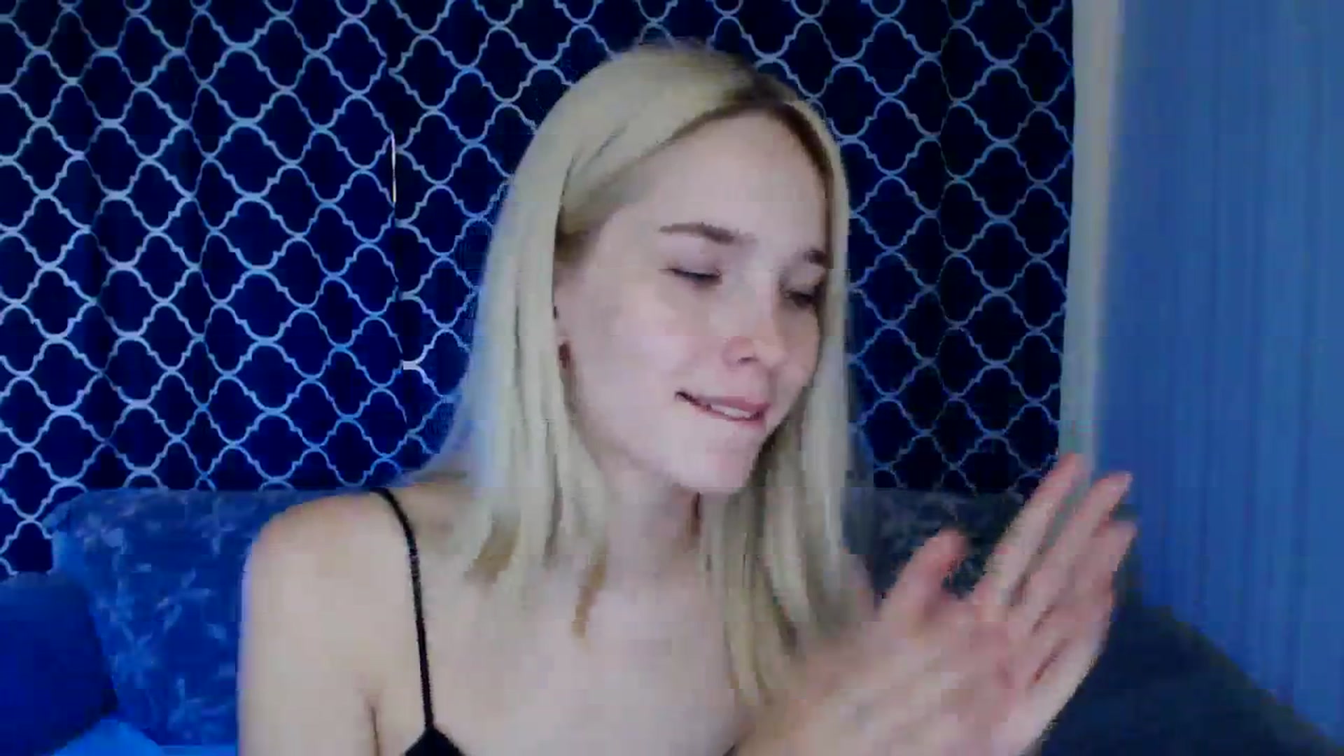 Gallery image thumbnail from EvaRockStar's myfreecams stream on, 09/01/2023, 10:30 image 2 of 20
