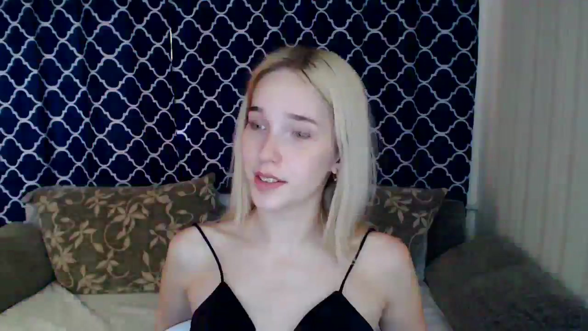 Gallery image thumbnail from EvaRockStar's myfreecams stream on, 09/01/2023, 10:30 image 10 of 20