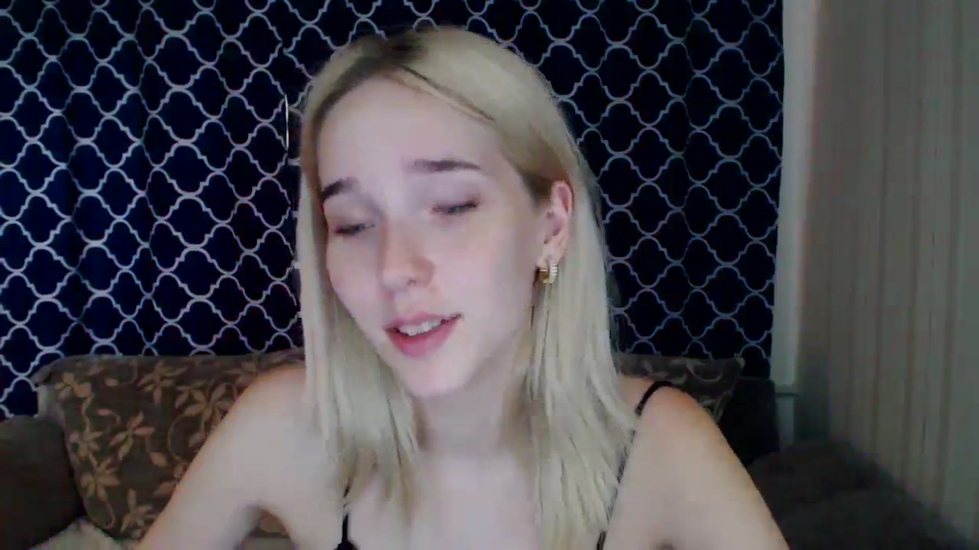 Gallery image thumbnail from EvaRockStar's myfreecams stream on, 09/01/2023, 10:30 image 3 of 20