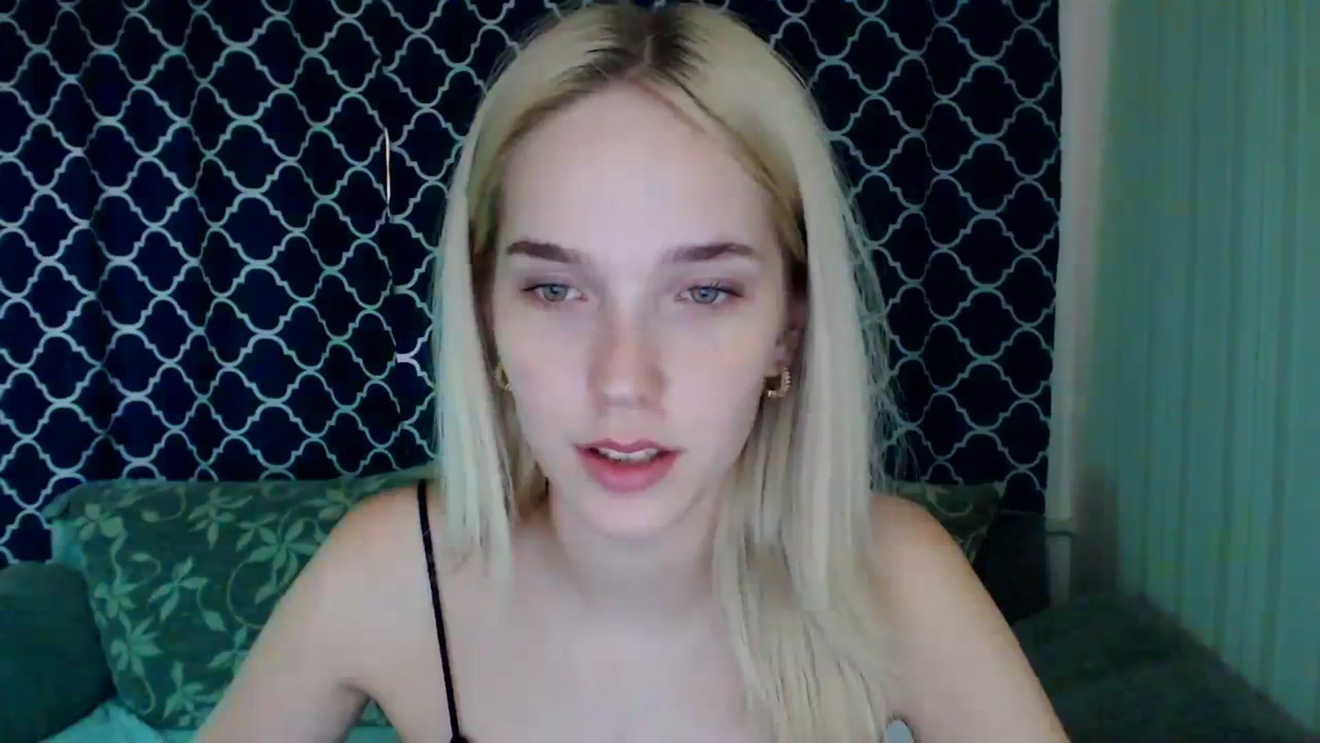 Gallery image thumbnail from EvaRockStar's myfreecams stream on, 09/01/2023, 10:30 image 6 of 20