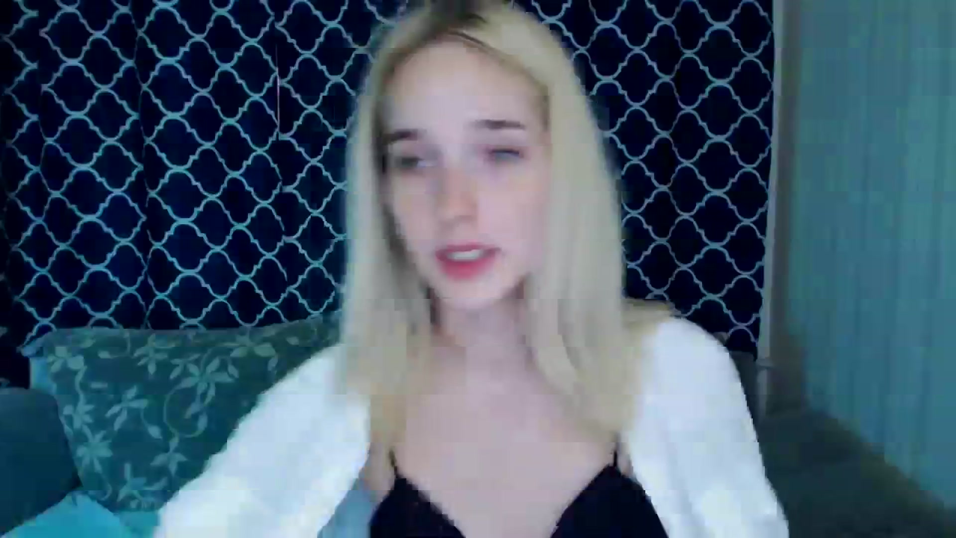 Gallery image thumbnail from EvaRockStar's myfreecams stream on, 09/01/2023, 11:58 image 3 of 20