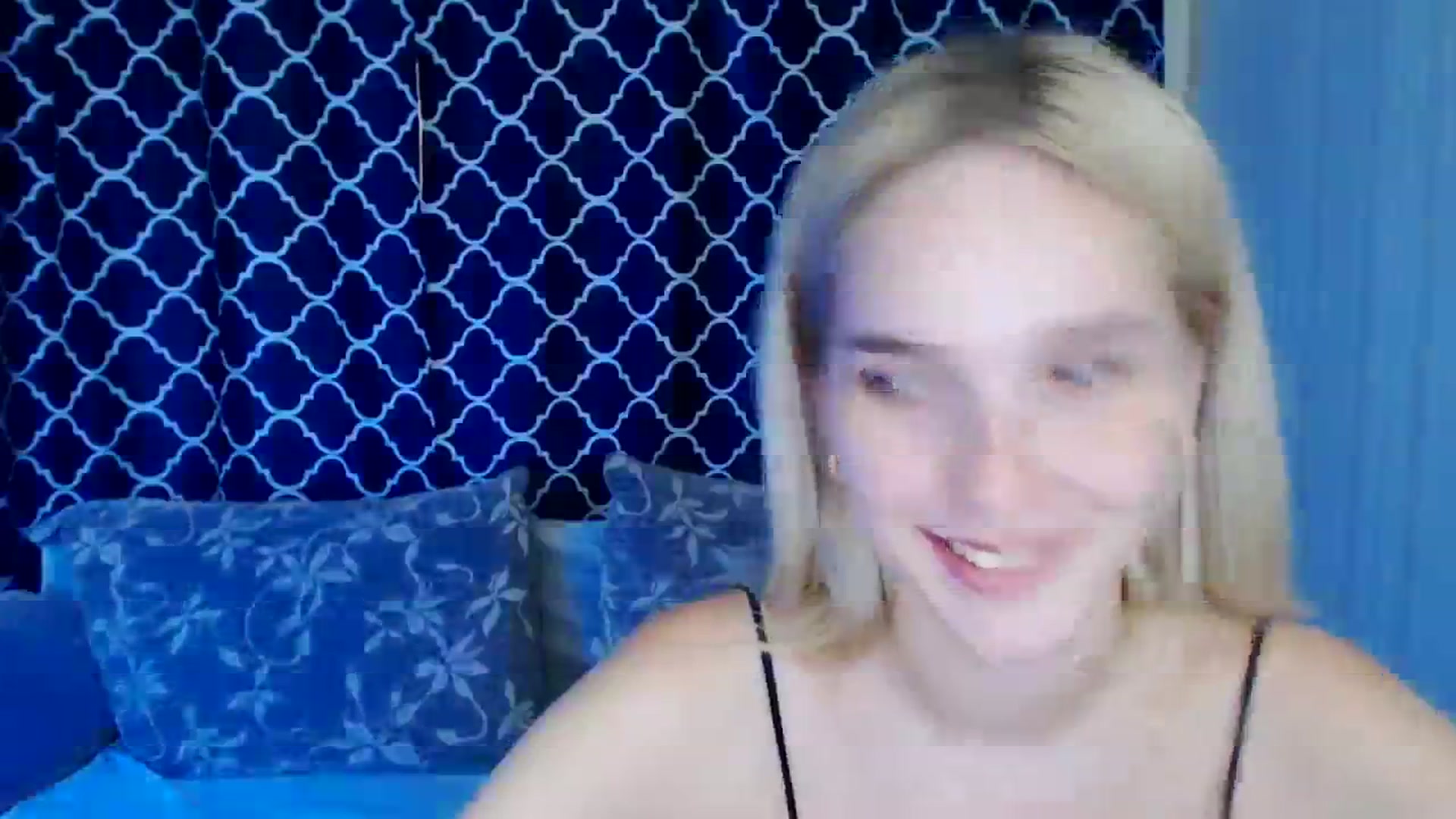 Gallery image thumbnail from EvaRockStar's myfreecams stream on, 09/01/2023, 11:58 image 18 of 20