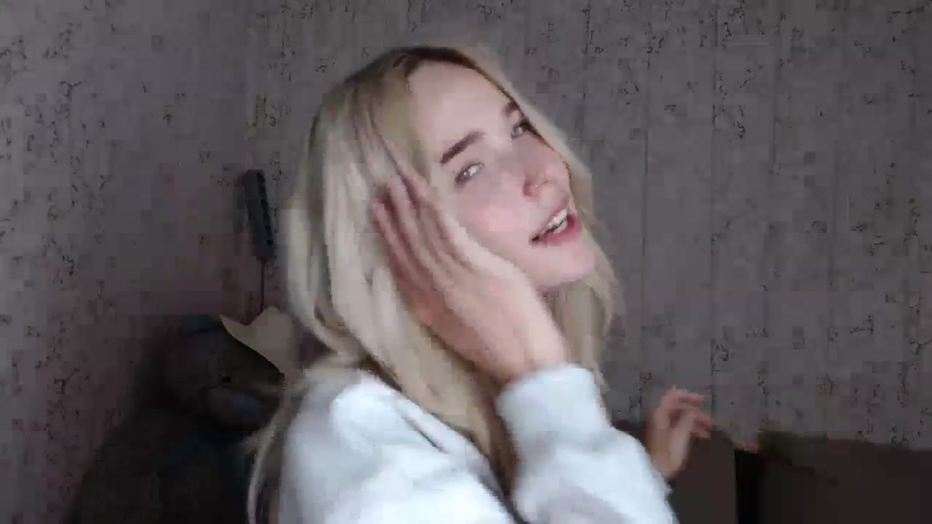 Gallery image thumbnail from EvaRockStar's myfreecams stream on, 09/10/2023, 15:48 image 5 of 20