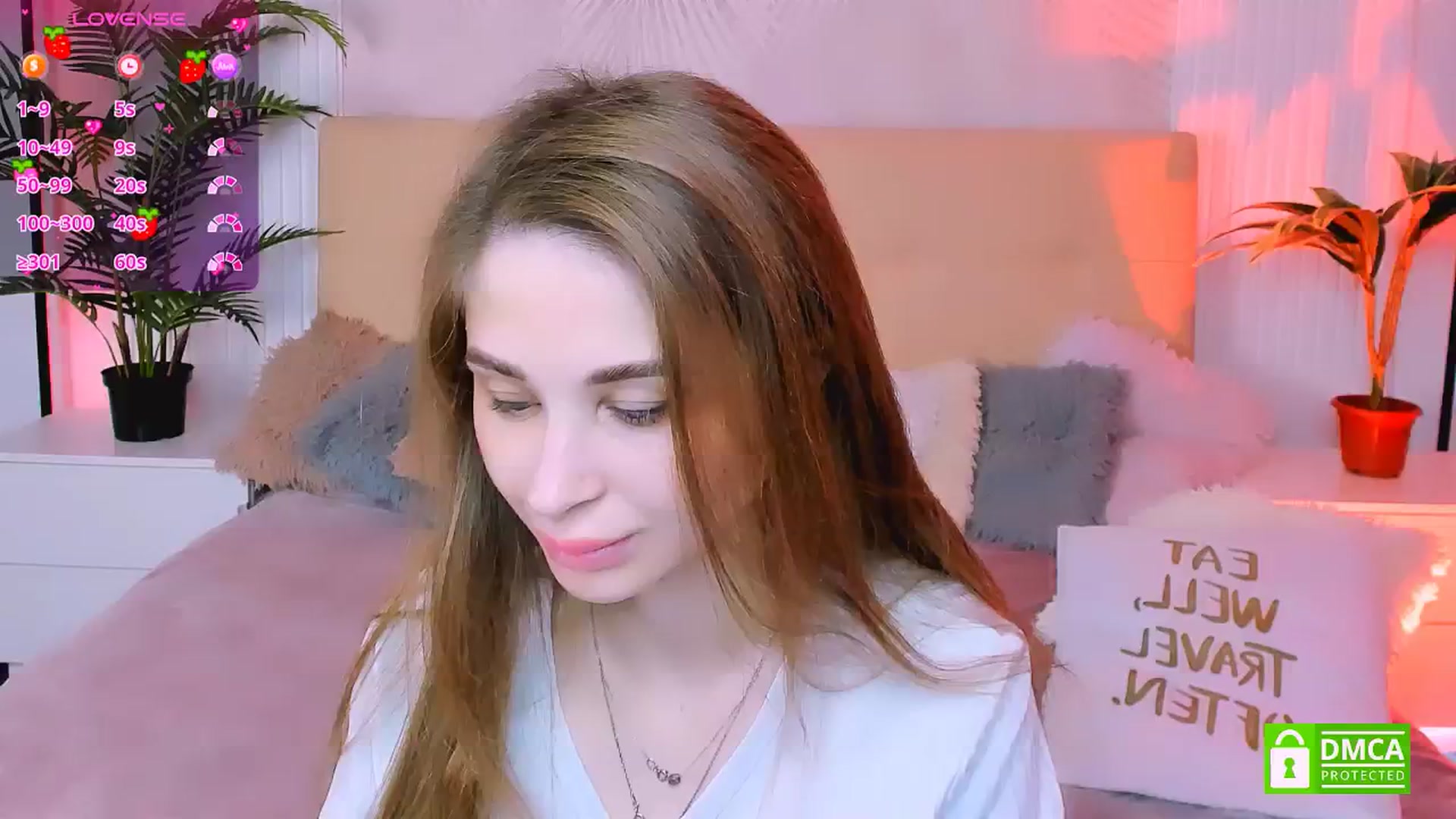 Gallery image thumbnail from EvaRodi's myfreecams stream on, 09/22/2024, 01:01 image 14 of 20