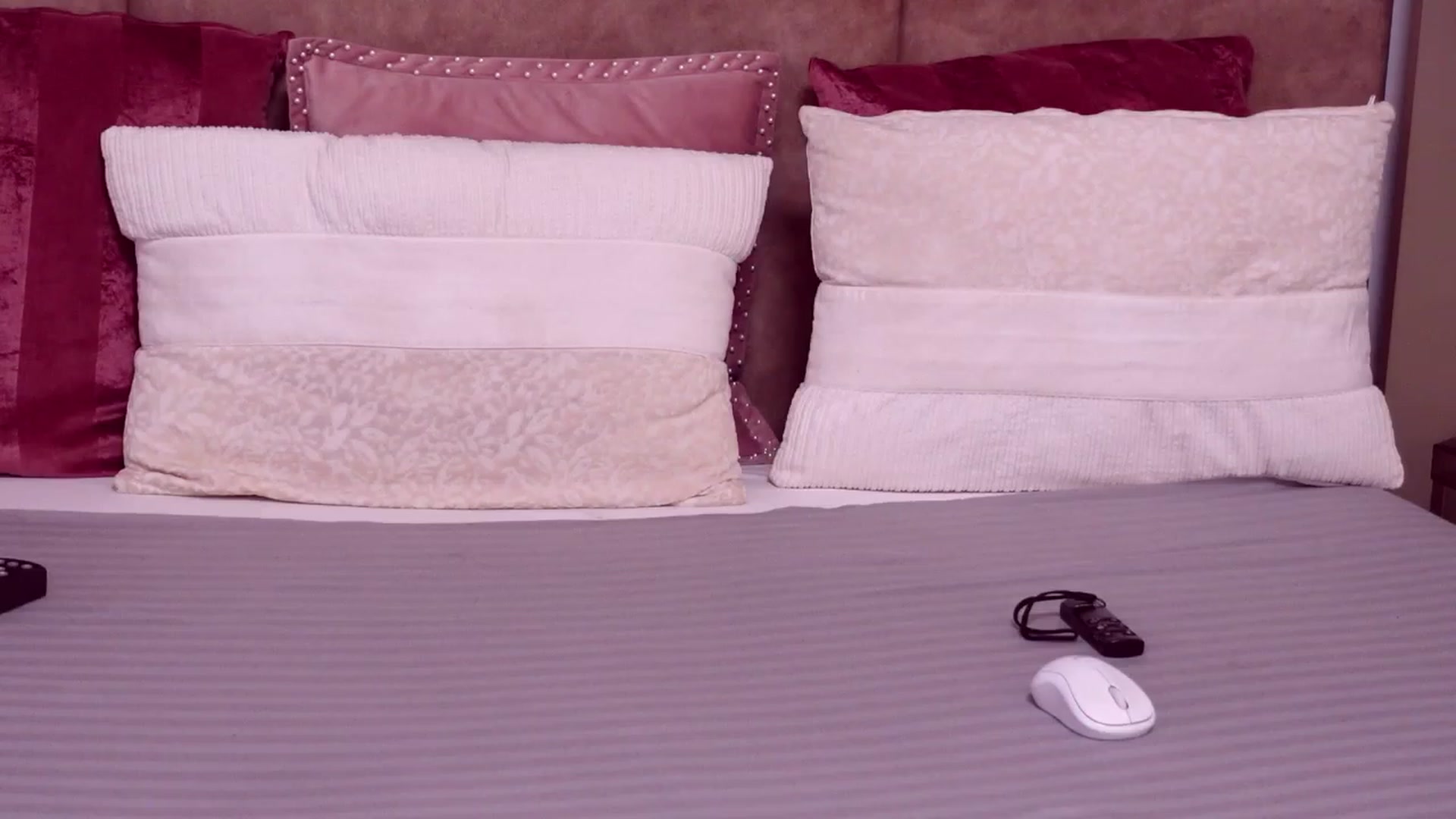 Gallery image thumbnail from EvaRogue's myfreecams stream on, 12/11/2022, 11:58 image 19 of 20