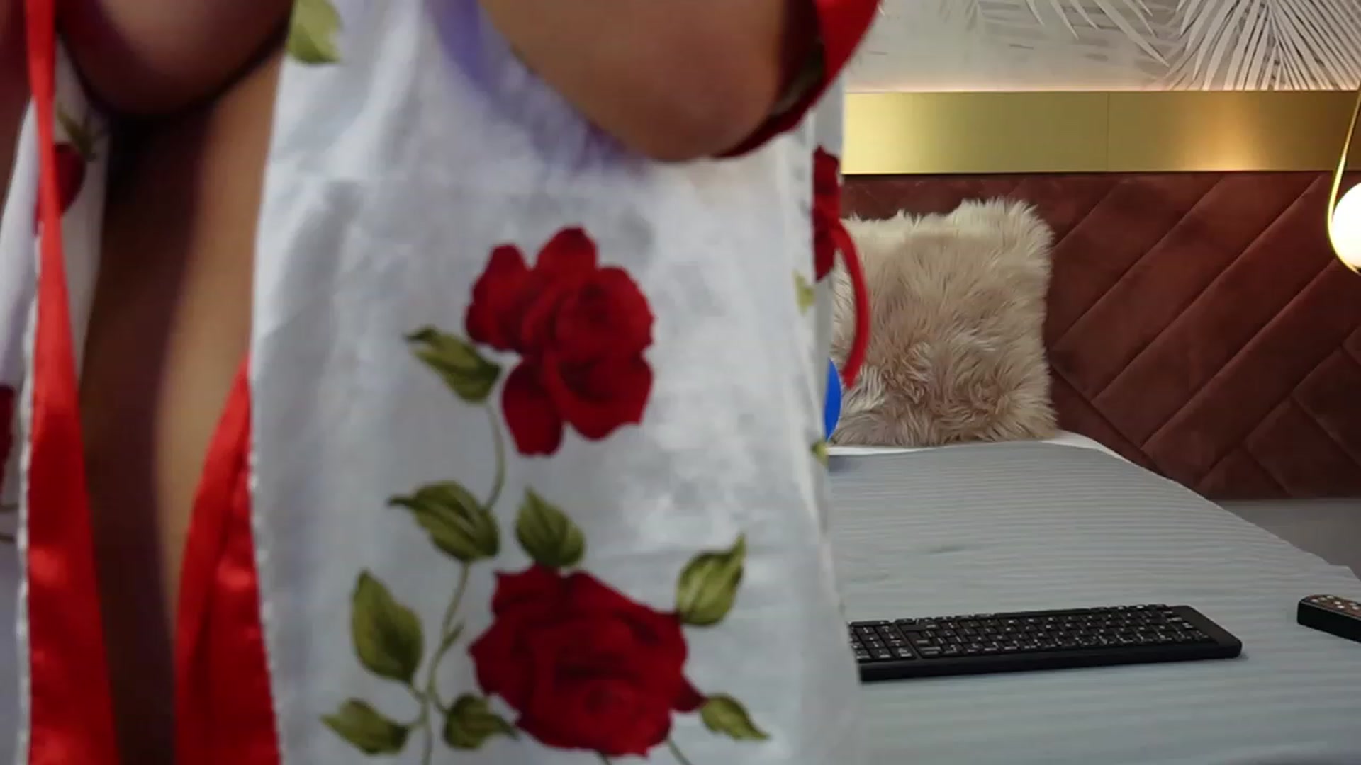 Gallery image thumbnail from EvaRogue's myfreecams stream on, 12/17/2022, 13:27 image 15 of 20