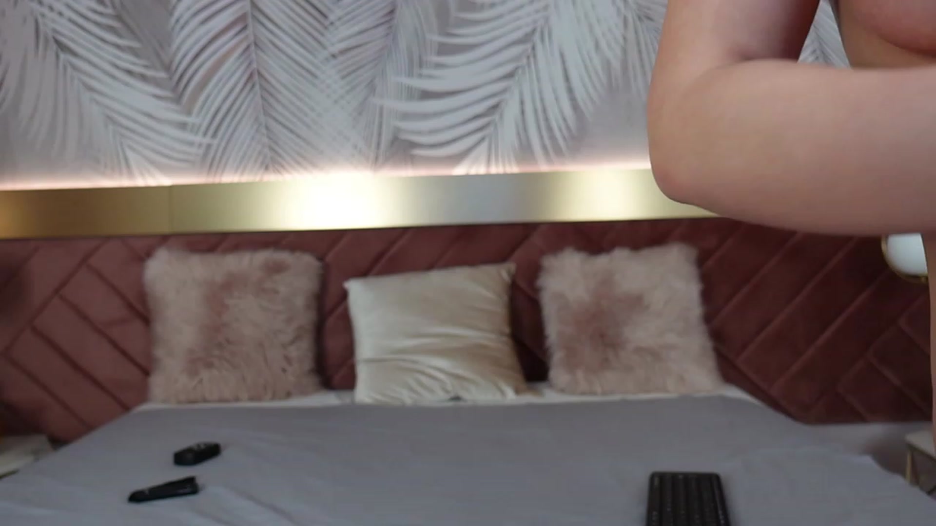 Gallery image thumbnail from EvaRogue's myfreecams stream on, 12/29/2022, 13:55 image 11 of 20
