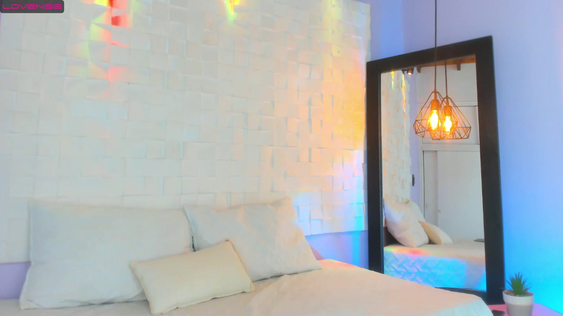 Gallery image thumbnail from EvaRosse_'s myfreecams stream on, 11/26/2022, 02:09 image 15 of 20
