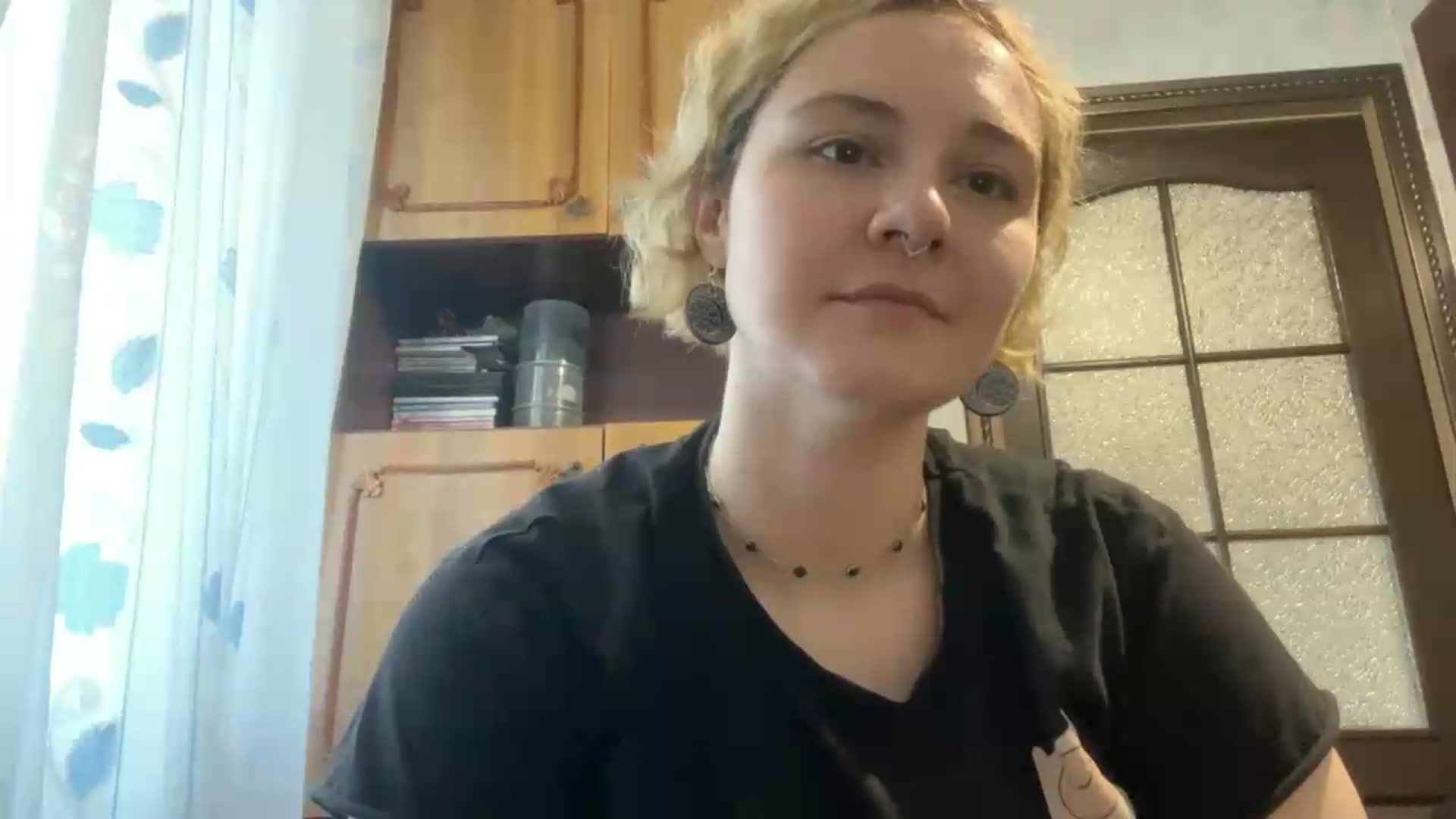 Gallery image thumbnail from EvaSmile's myfreecams stream on, 06/20/2026, 16:15 image 4 of 20