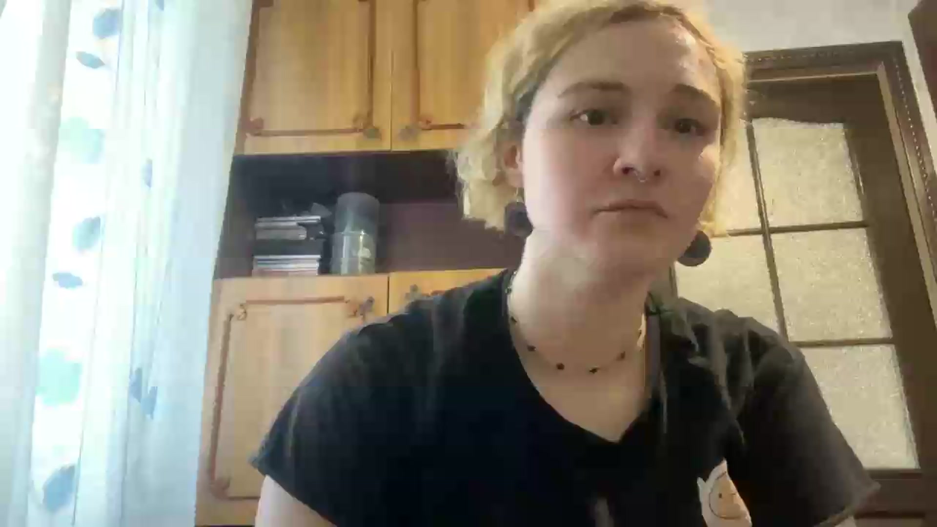 Gallery image thumbnail from EvaSmile's myfreecams stream on, 06/20/2026, 16:15 image 1 of 20