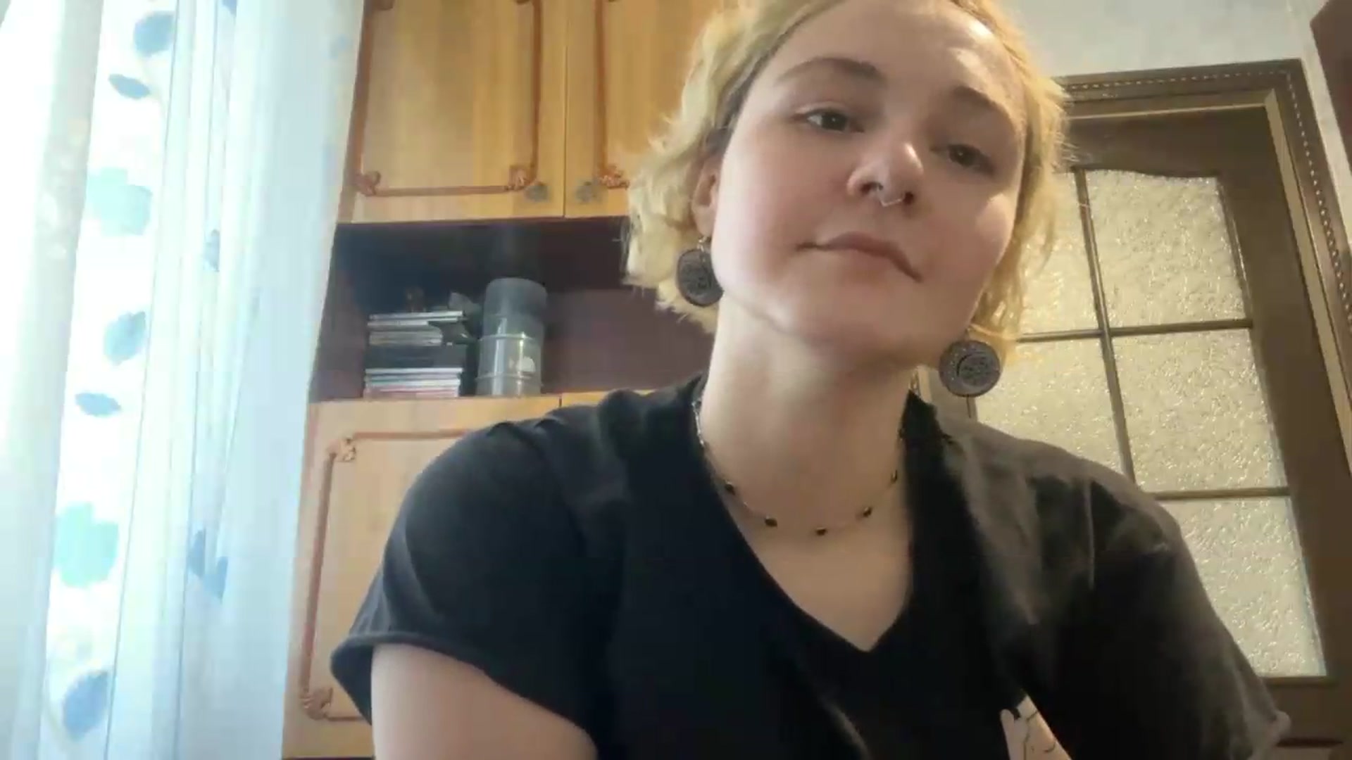 Gallery image thumbnail from EvaSmile's myfreecams stream on, 06/20/2026, 16:15 image 2 of 20