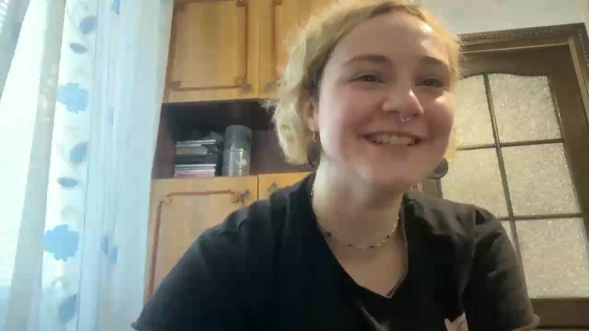 Gallery image thumbnail from EvaSmile's myfreecams stream on, 06/20/2026, 16:58 image 10 of 20