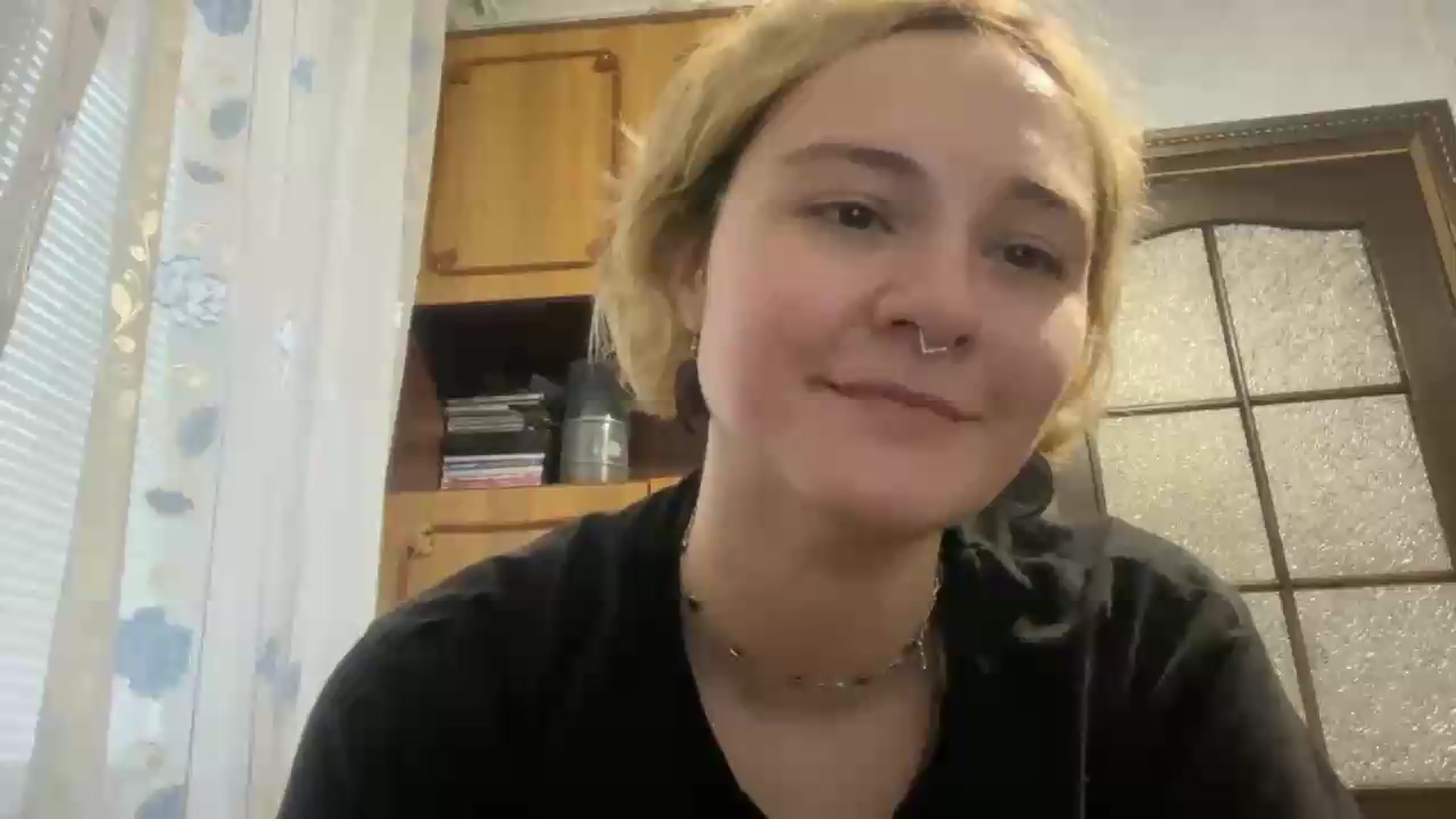 Gallery image thumbnail from EvaSmile's myfreecams stream on, 06/20/2026, 19:00 image 9 of 20