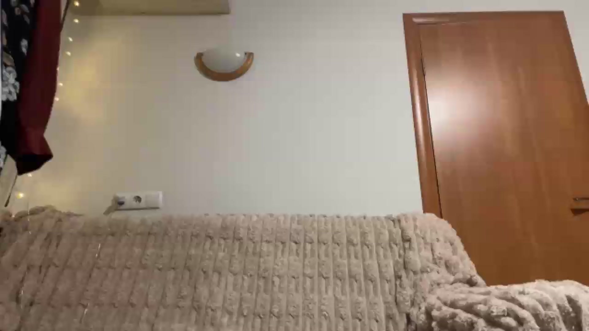 Gallery image thumbnail from EvaSmile's myfreecams stream on, 06/30/2026, 18:59 image 11 of 20