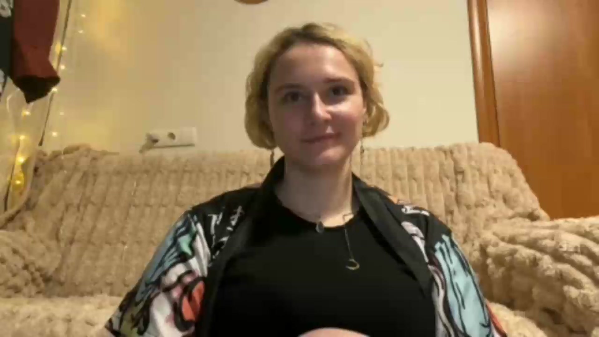 Gallery image thumbnail from EvaSmile's myfreecams stream on, 06/30/2026, 18:59 image 6 of 20