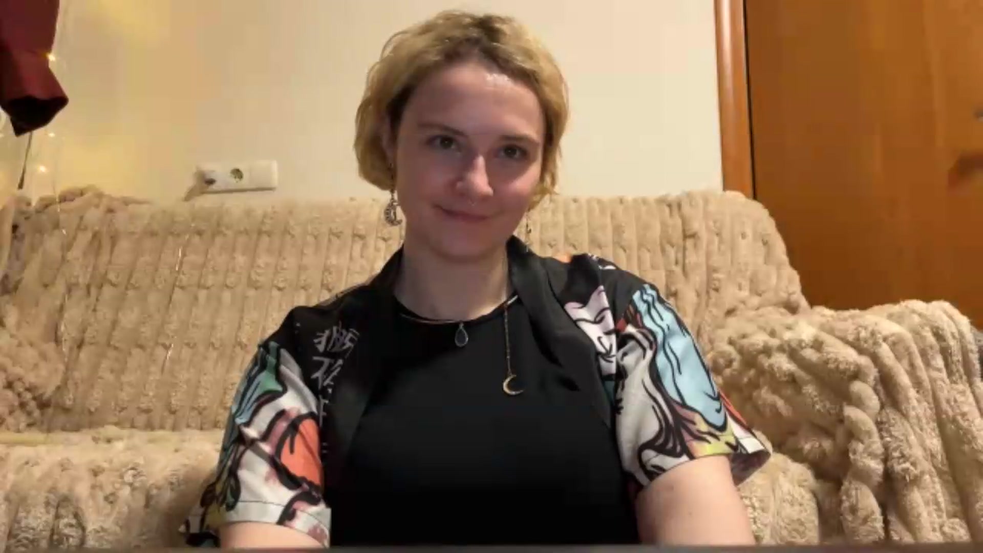 Gallery image thumbnail from EvaSmile's myfreecams stream on, 06/30/2026, 20:34 image 12 of 20
