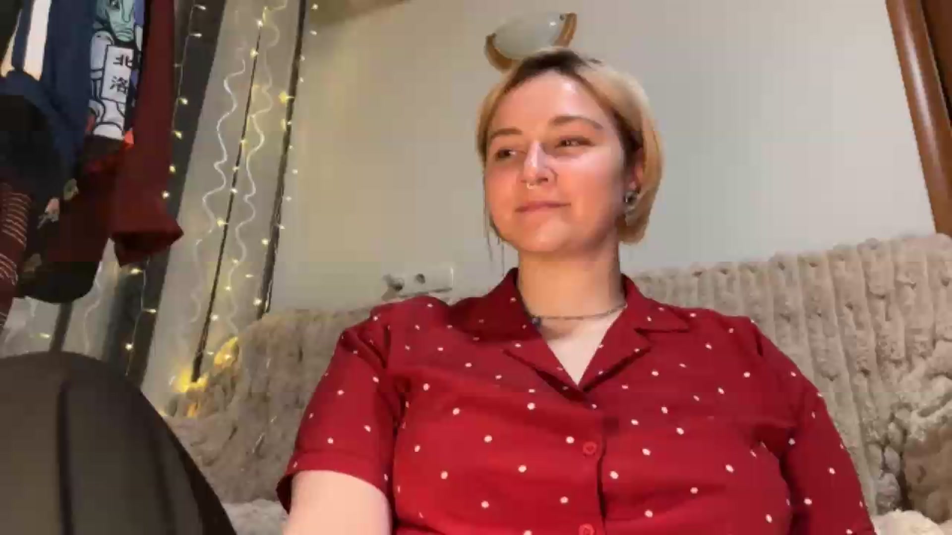Gallery image thumbnail from EvaSmile's myfreecams stream on, 07/05/2026, 20:29 image 7 of 20