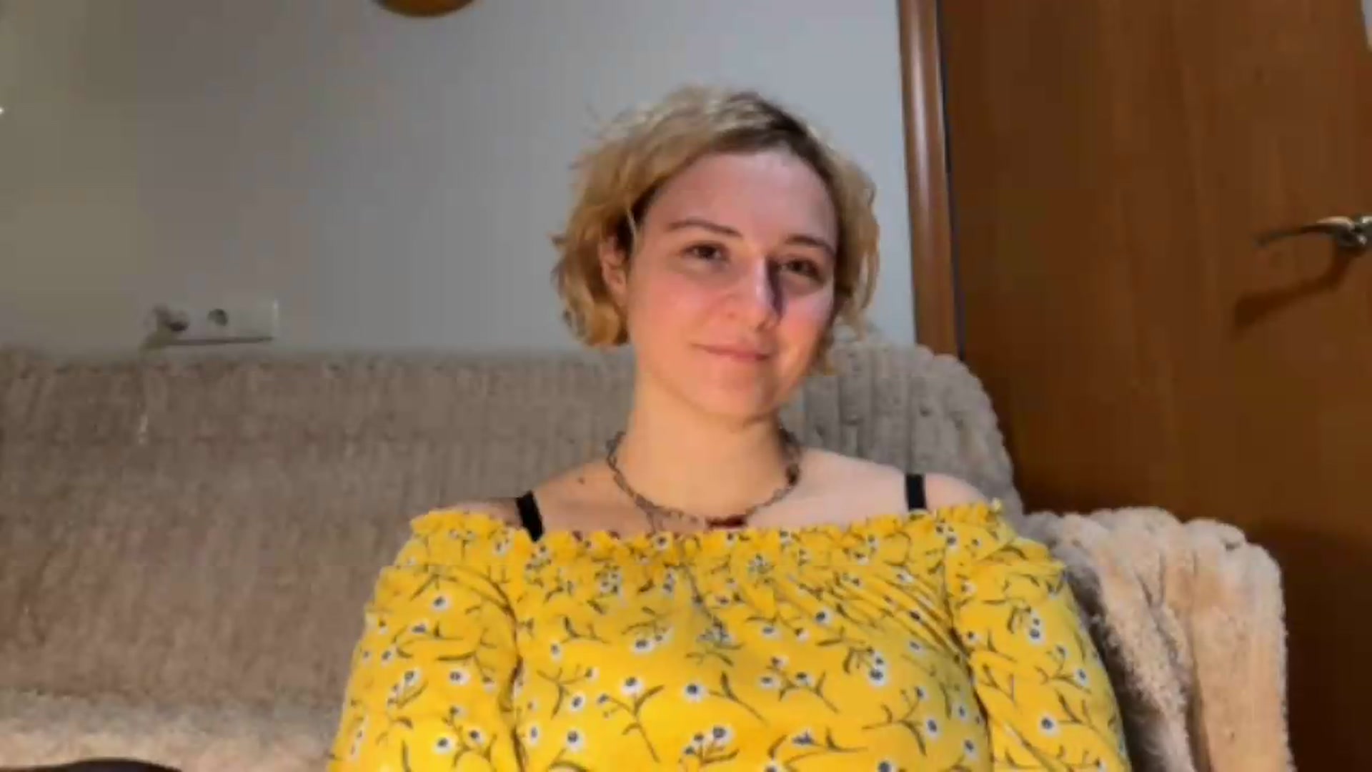 Gallery image thumbnail from EvaSmile's myfreecams stream on, 07/06/2026, 18:49 image 7 of 20