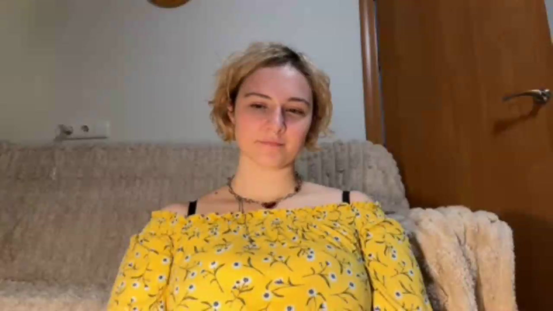 Gallery image thumbnail from EvaSmile's myfreecams stream on, 07/06/2026, 18:49 image 3 of 20