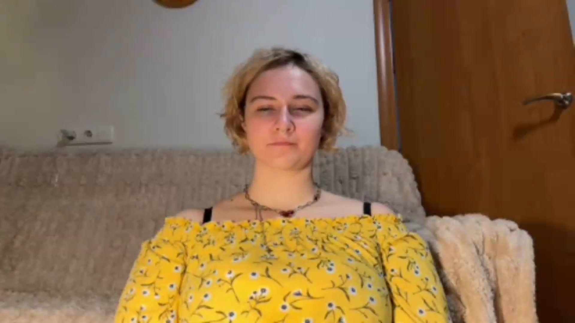 Gallery image thumbnail from EvaSmile's myfreecams stream on, 07/06/2026, 18:49 image 4 of 20