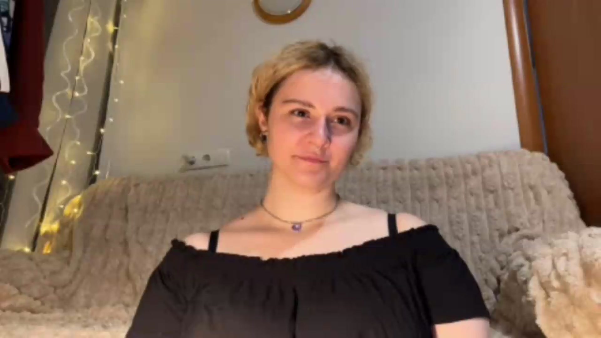 Gallery image thumbnail from EvaSmile's myfreecams stream on, 07/08/2026, 18:20 image 17 of 20