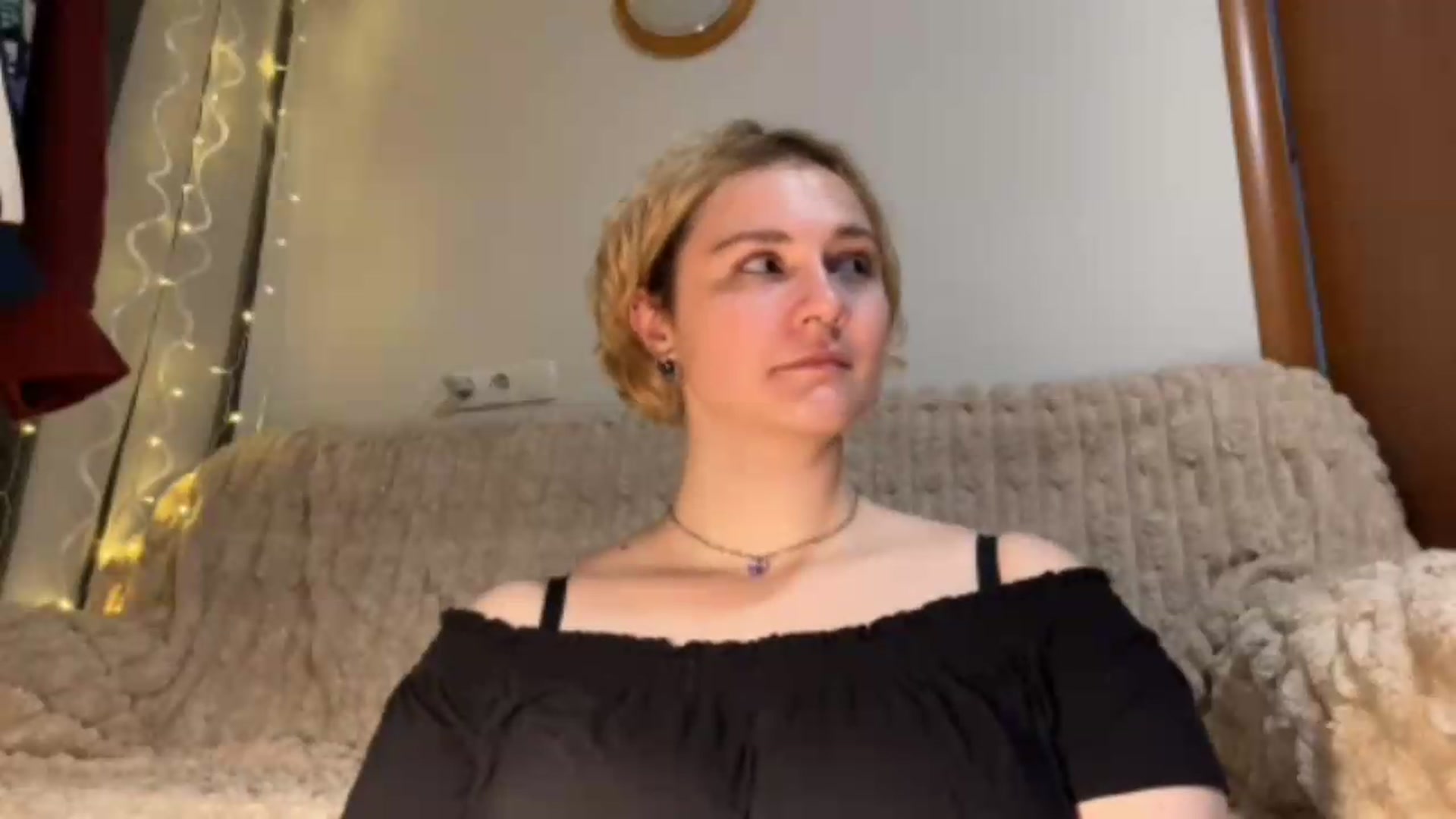 Gallery image thumbnail from EvaSmile's myfreecams stream on, 07/08/2026, 18:20 image 15 of 20