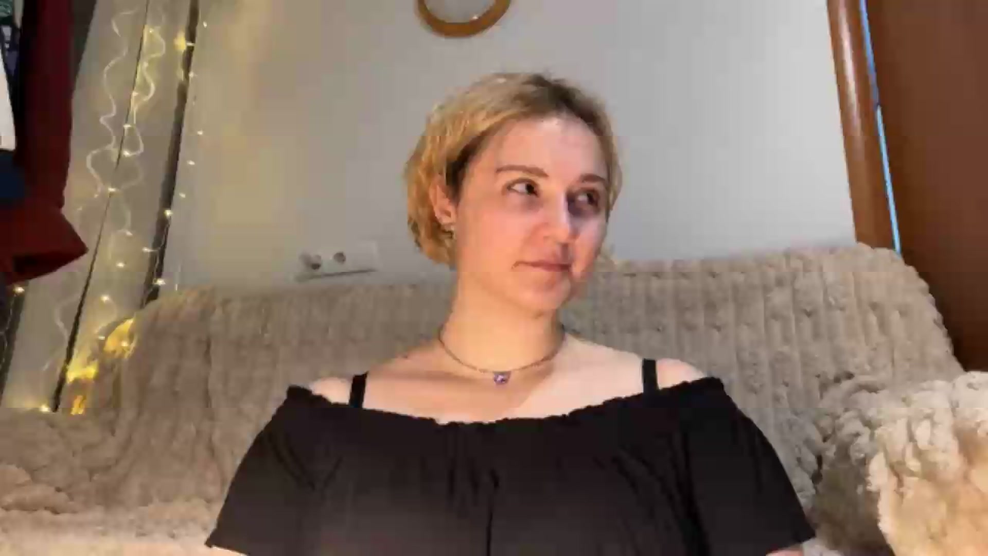Gallery image thumbnail from EvaSmile's myfreecams stream on, 07/08/2026, 18:20 image 1 of 20