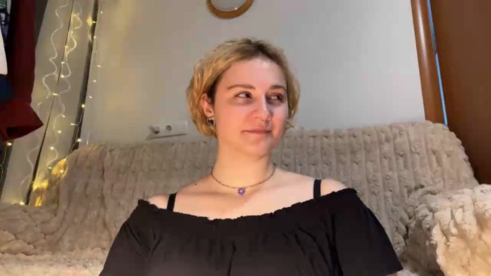 Gallery image thumbnail from EvaSmile's myfreecams stream on, 07/08/2026, 18:20 image 5 of 20