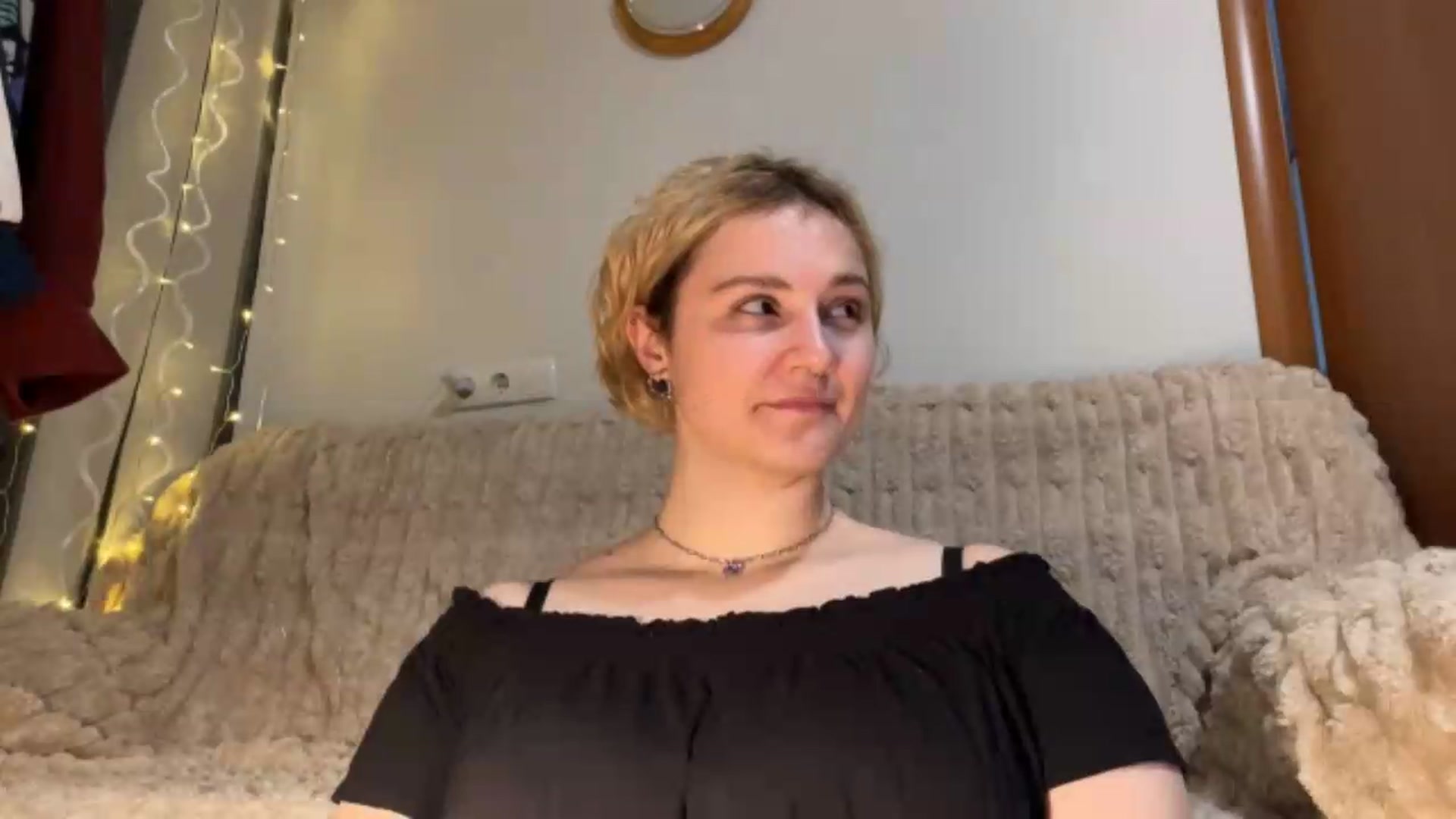 Gallery image thumbnail from EvaSmile's myfreecams stream on, 07/08/2026, 18:20 image 10 of 20