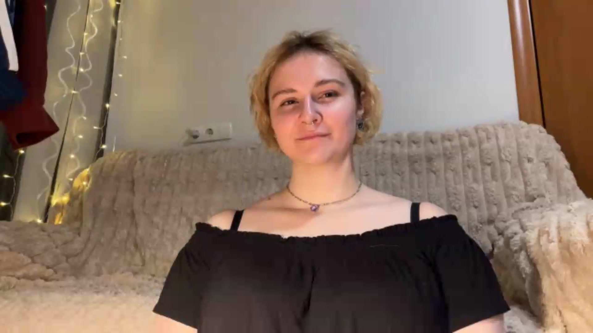 Gallery image thumbnail from EvaSmile's myfreecams stream on, 07/08/2026, 20:19 image 10 of 20