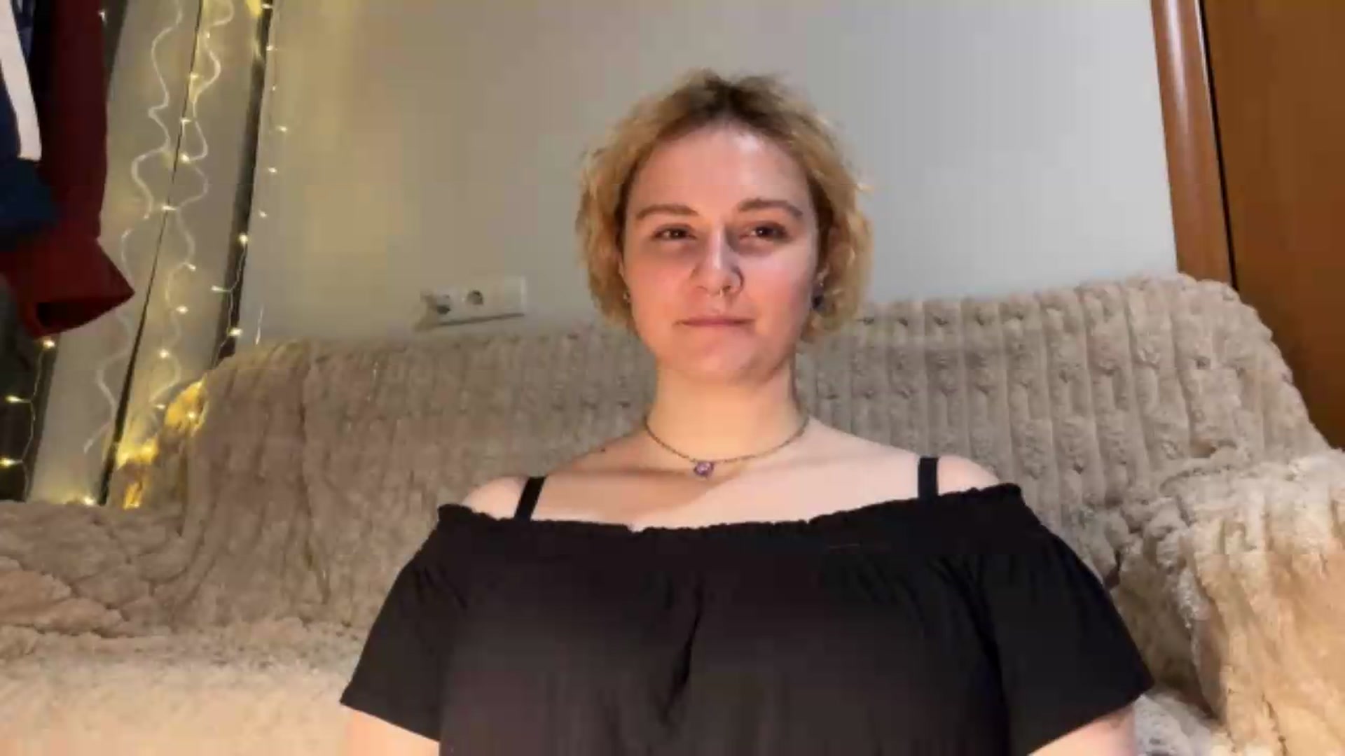 Gallery image thumbnail from EvaSmile's myfreecams stream on, 07/08/2026, 20:19 image 8 of 20