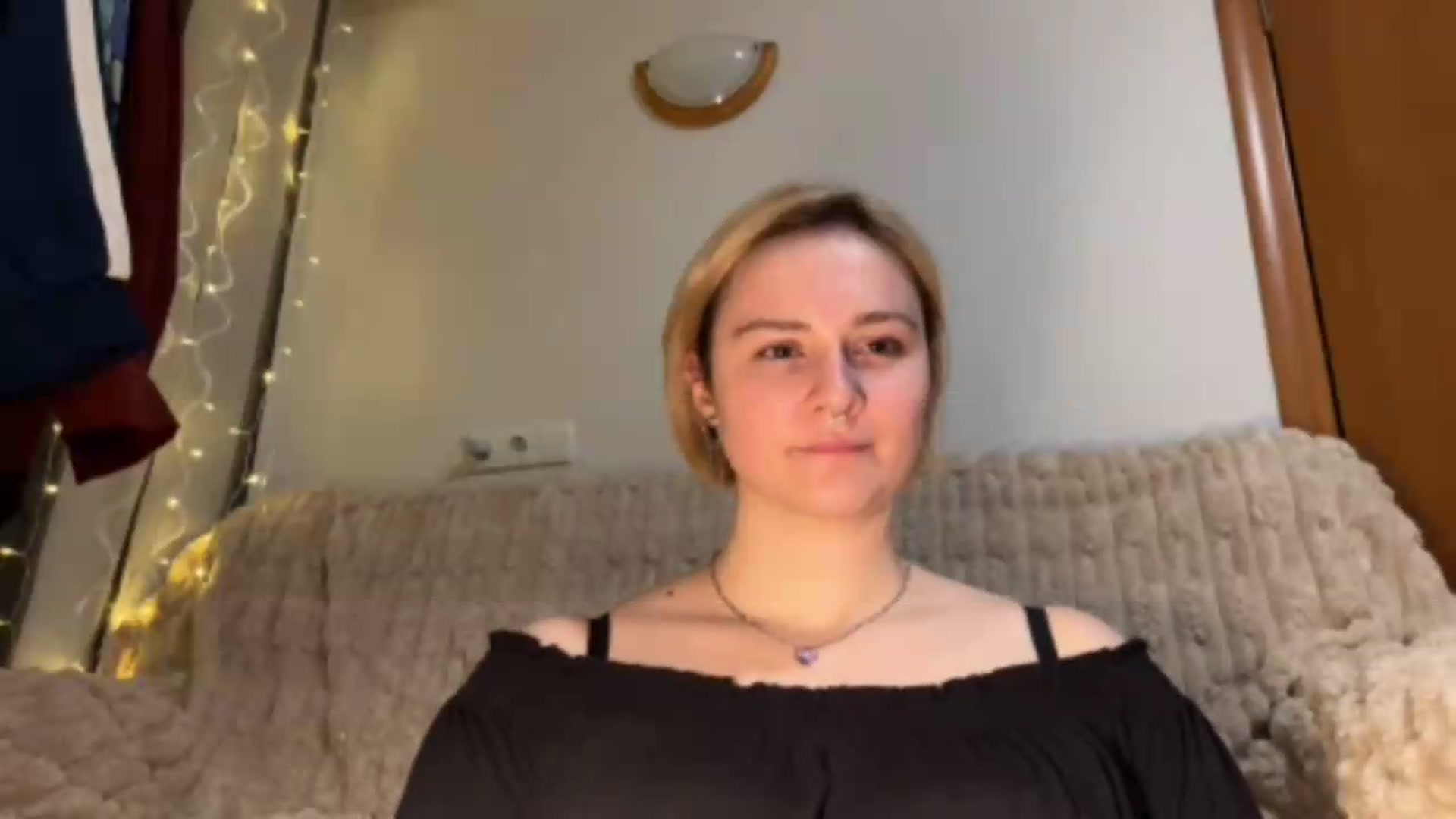 Gallery image thumbnail from EvaSmile's myfreecams stream on, 07/09/2026, 18:47 image 16 of 20