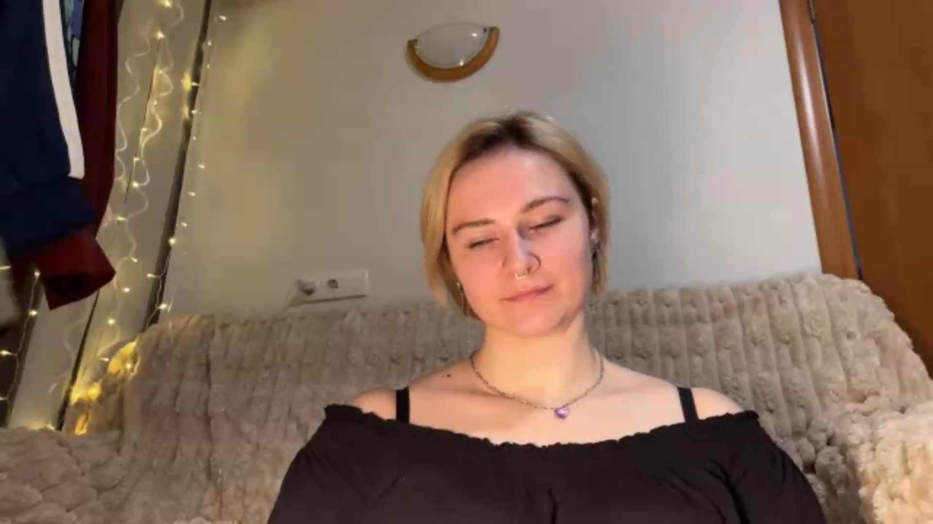 Gallery image thumbnail from EvaSmile's myfreecams stream on, 07/09/2026, 18:47 image 5 of 20