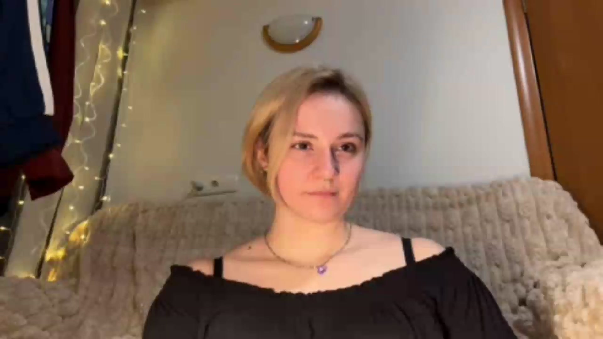 Gallery image thumbnail from EvaSmile's myfreecams stream on, 07/09/2026, 18:47 image 13 of 20